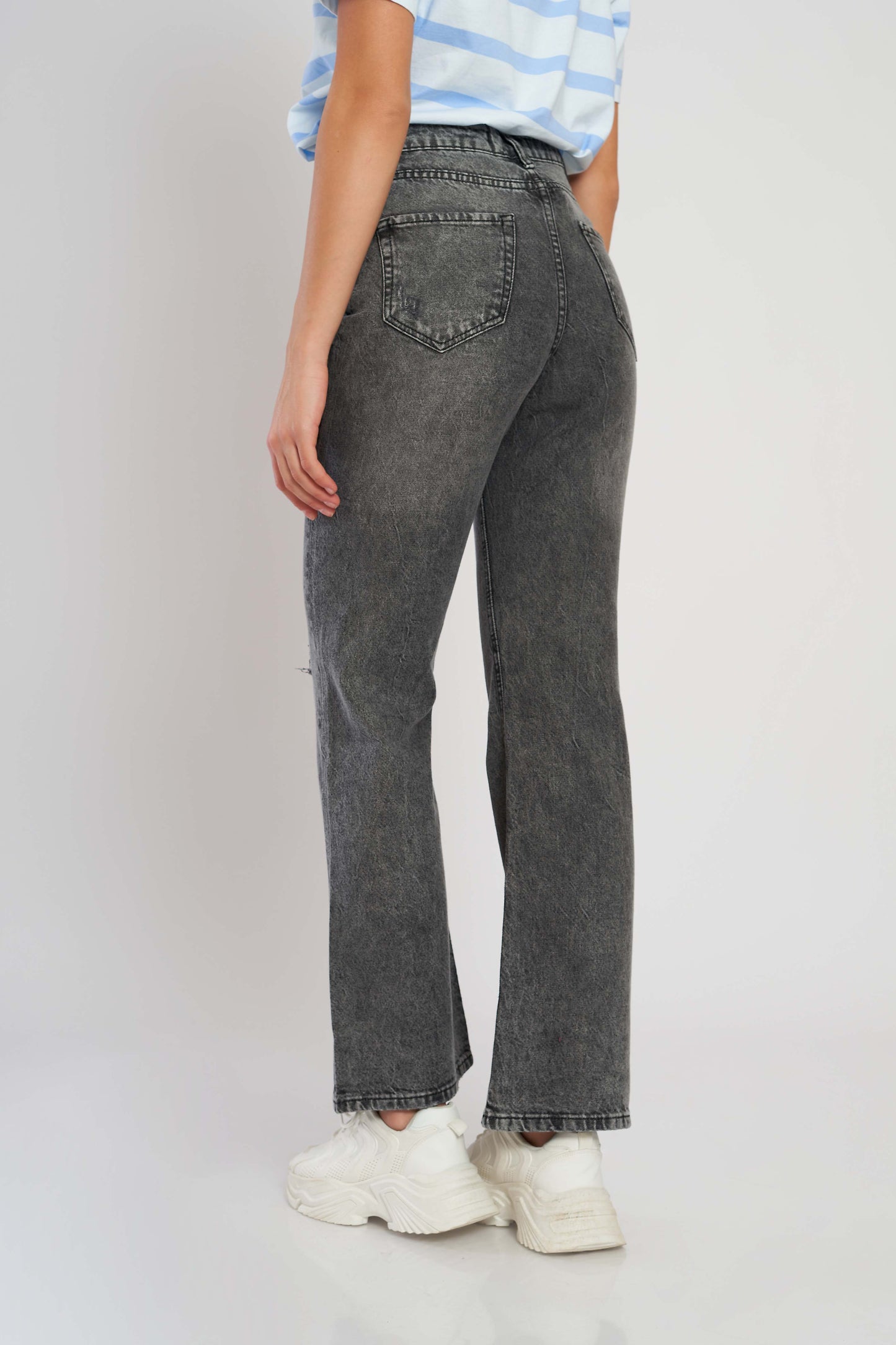 Dreed Flared Fit Jeans - Cropped For Women