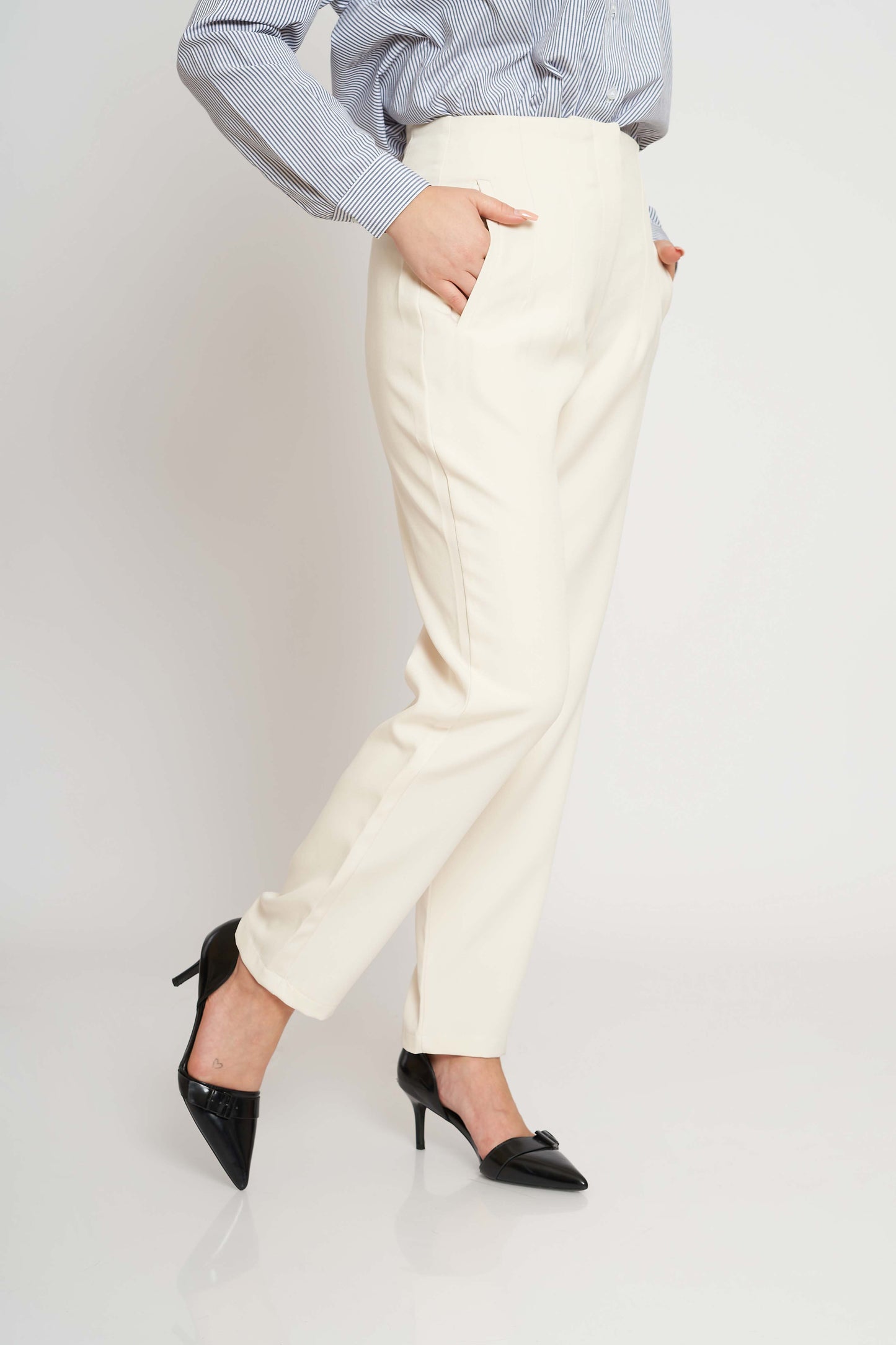 HIGH-WAIST TROUSERS