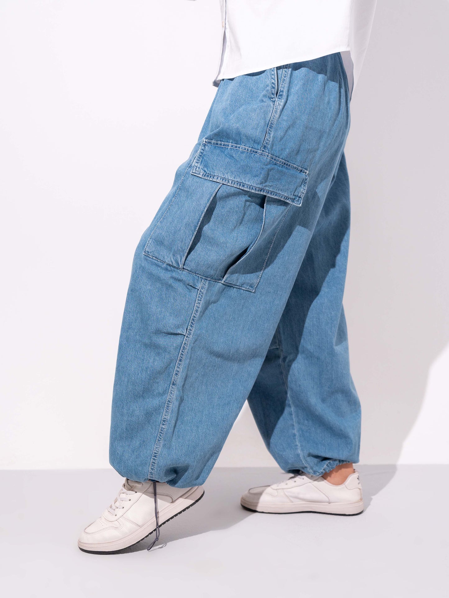 MULTI POCKETS CARGO JEANS TROUSERS