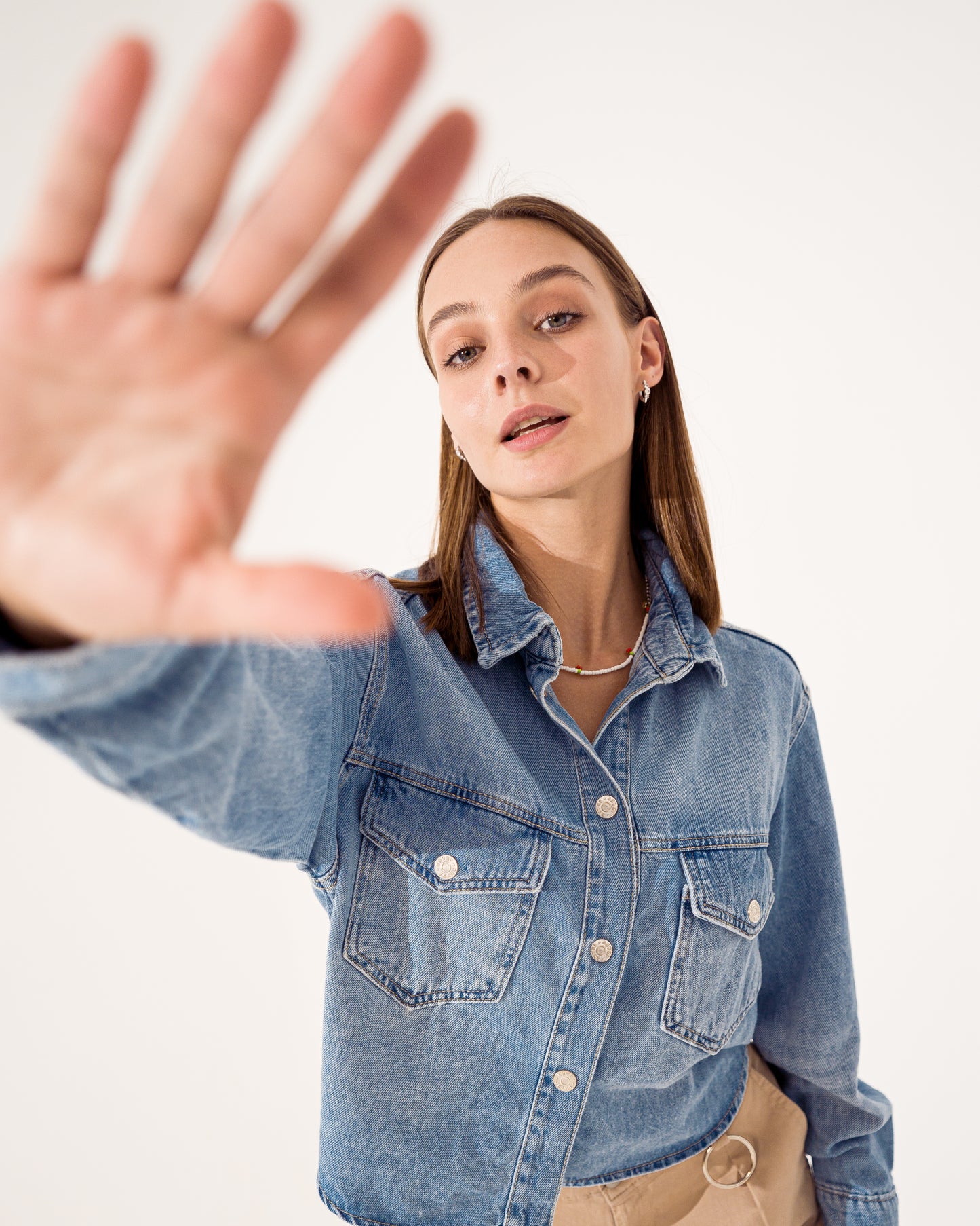 DENIM JACKET WITH 2 POCKETS