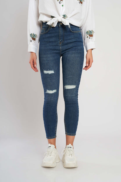 Skinny Fit Jeans - Mid Waist For Women