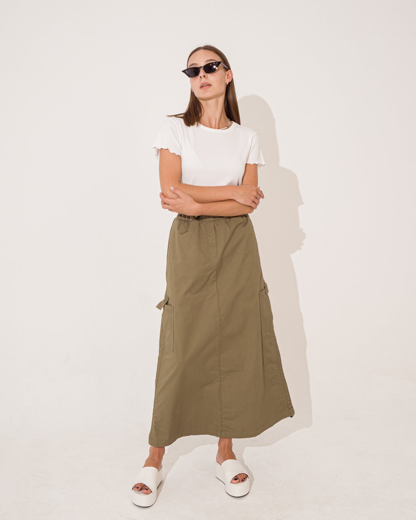 MIDI LENGHT GAGARDINE SKIRT WITH SIDE STRAP