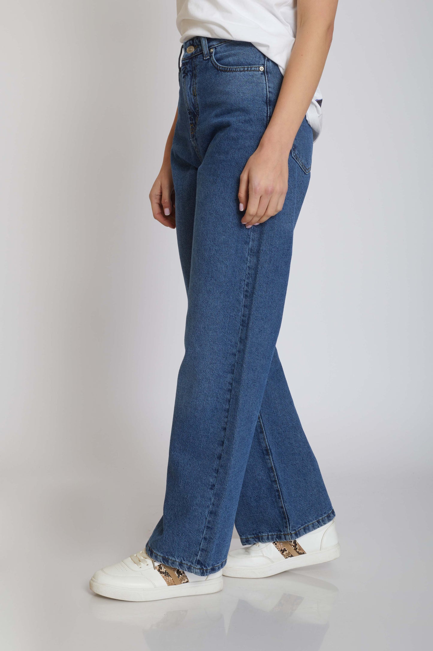 Wide-Leg Jeans - For Lady