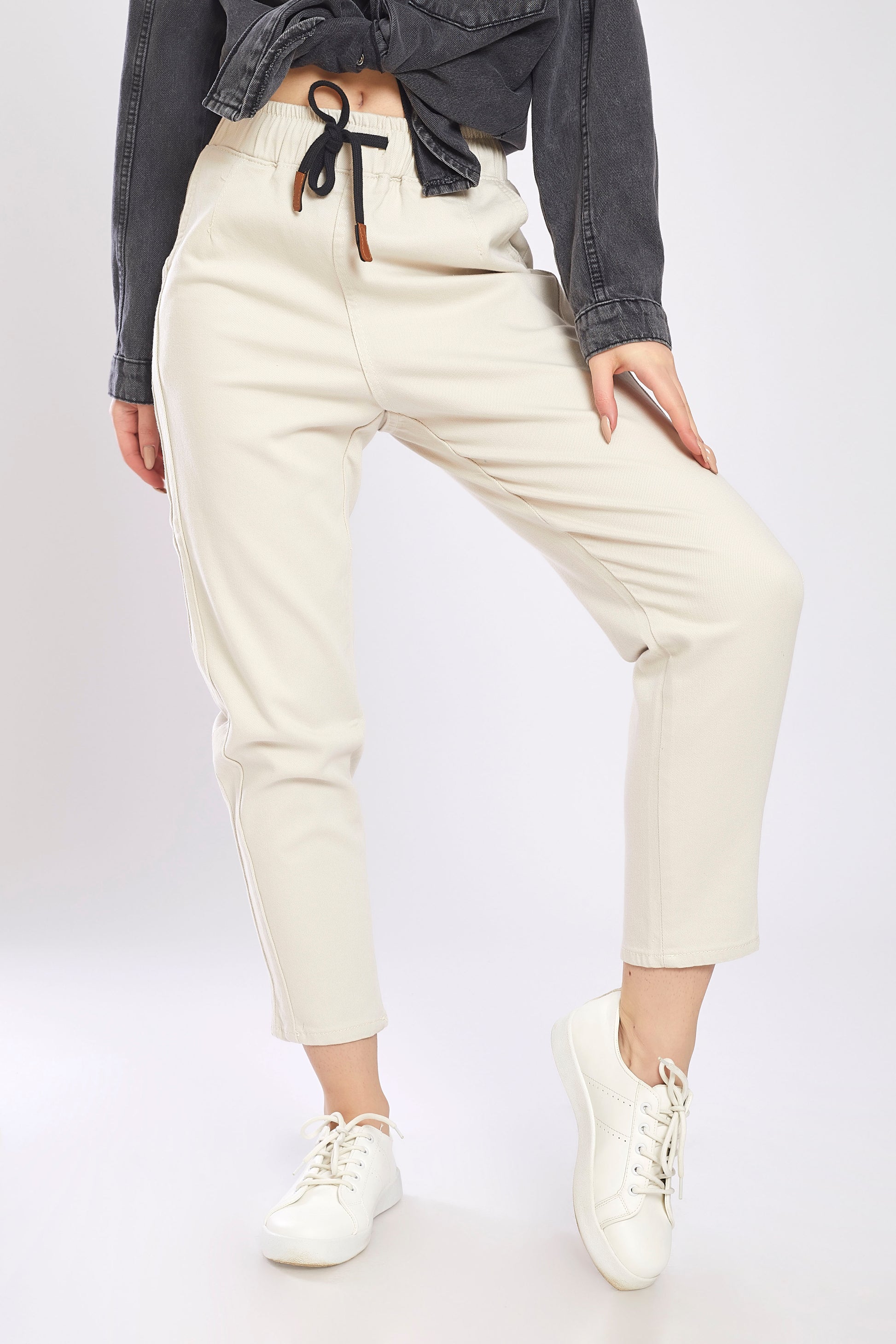 dj mom-fit gabardine elastic waistband
