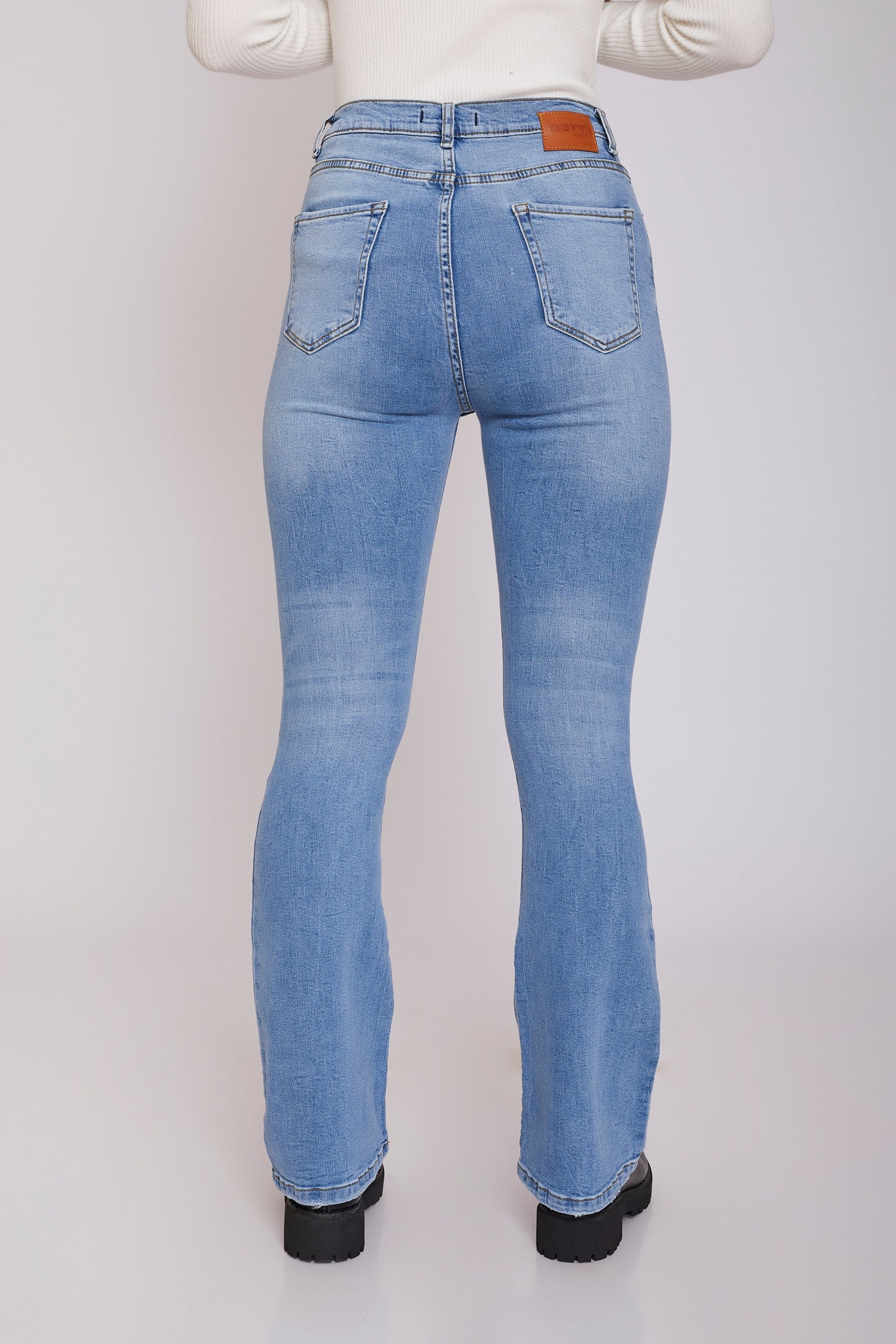 Slim Flared Fit Jeans - For Women