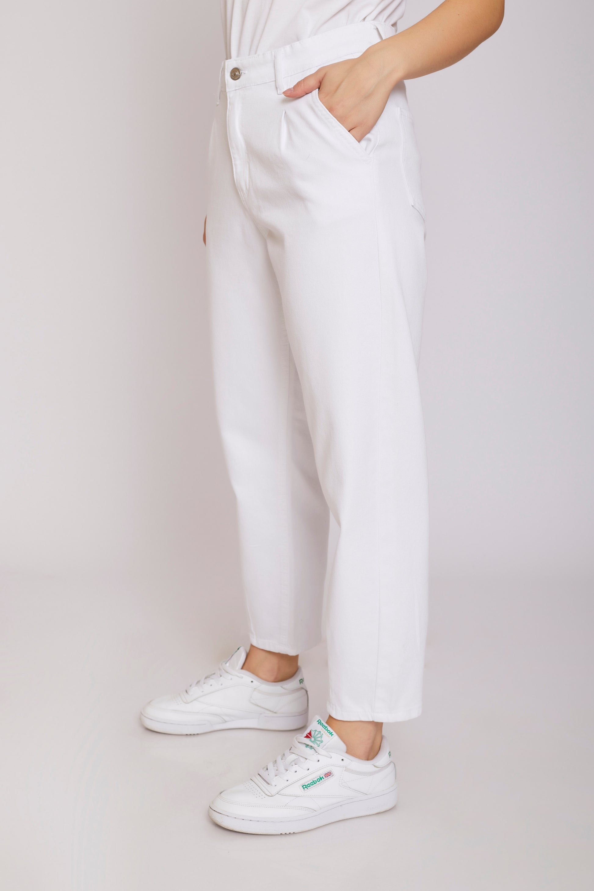 slouchy gabardine - white