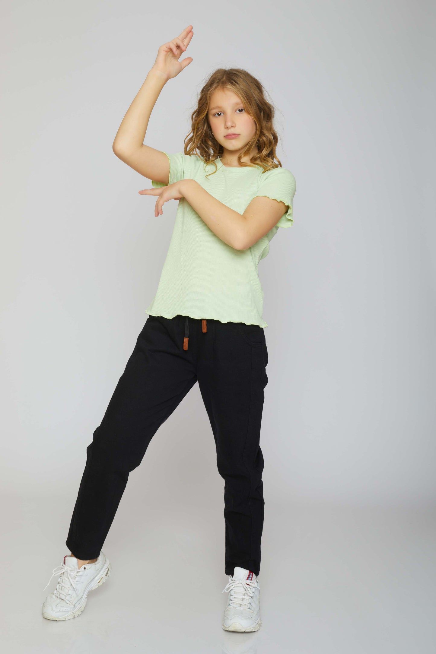 TEXTURED TOP WITH RUFFLED TRIMS - KIDS