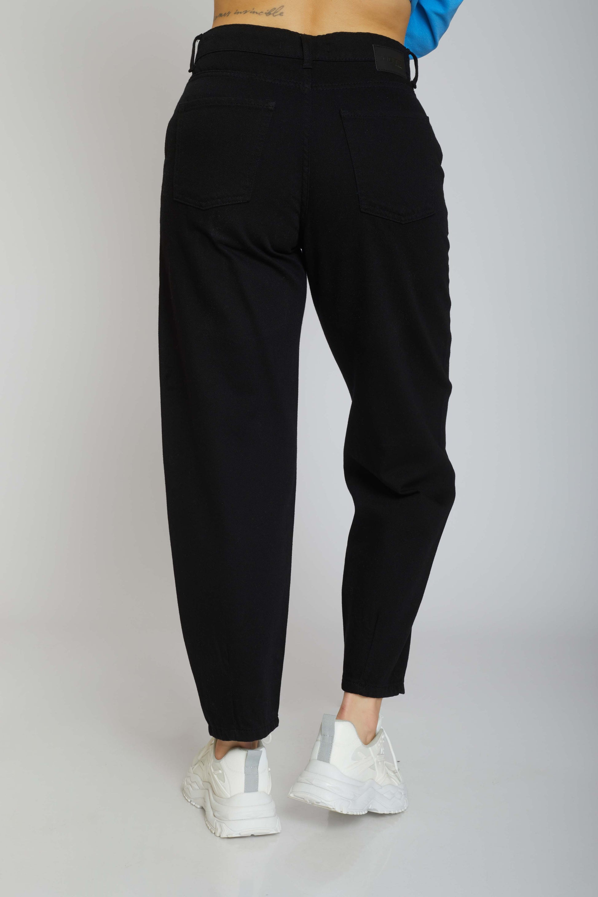 slouchy gabardine - black